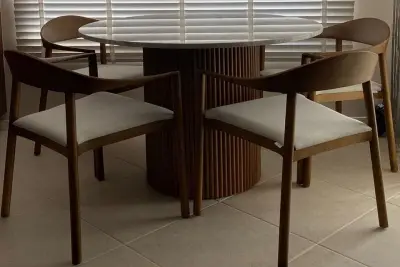 Modern Yuvarlak Ahşap Masa ve Sandalye Takımı Kampanyası – %20 İndirim | Ankara Siteler